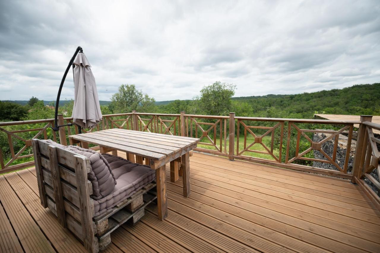 Lot En Dock 3 Logements Atypiques Et Ecologiques En Vallee De La Dordogne Souillac Eksteriør billede