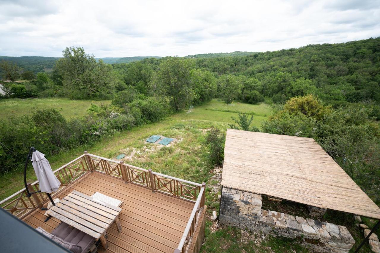Lot En Dock 3 Logements Atypiques Et Ecologiques En Vallee De La Dordogne Souillac Eksteriør billede